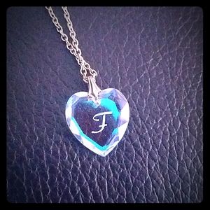 Pretty monogram F necklace